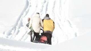 Burton Presents BACKCOUNTRY [SNOWBOARDING]
